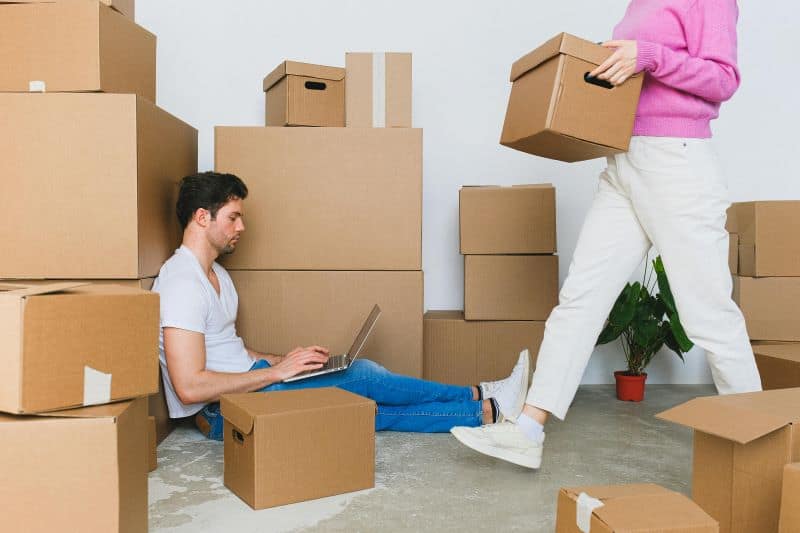 Moving For a New Job [What You Need To Know]