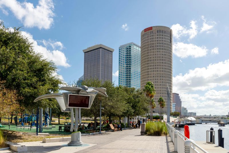 Moving From Miami to Tampa: Costs, Safety, and What to Expect